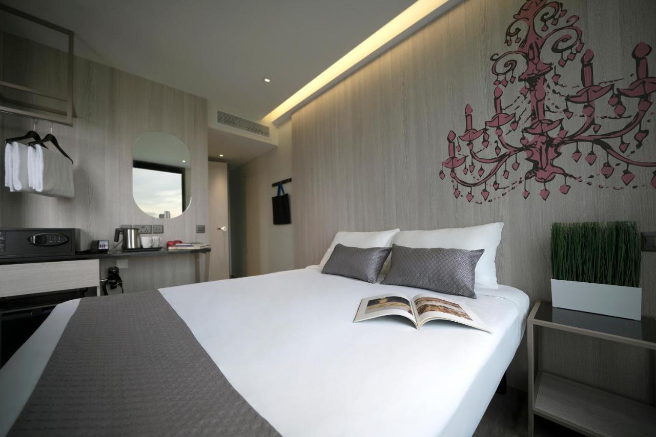 Hotel 81 Premier Princess Singapore Exterior photo
