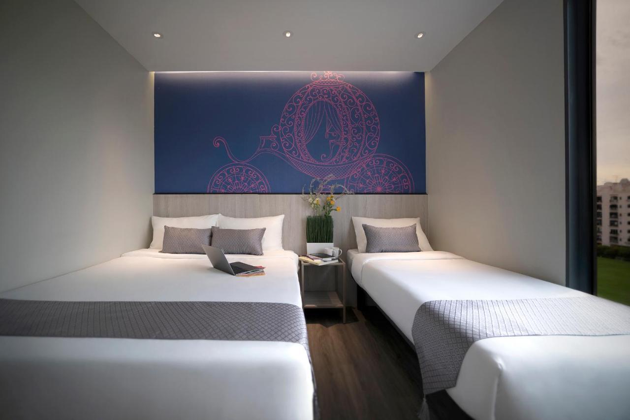 Hotel 81 Premier Princess Singapore Exterior photo