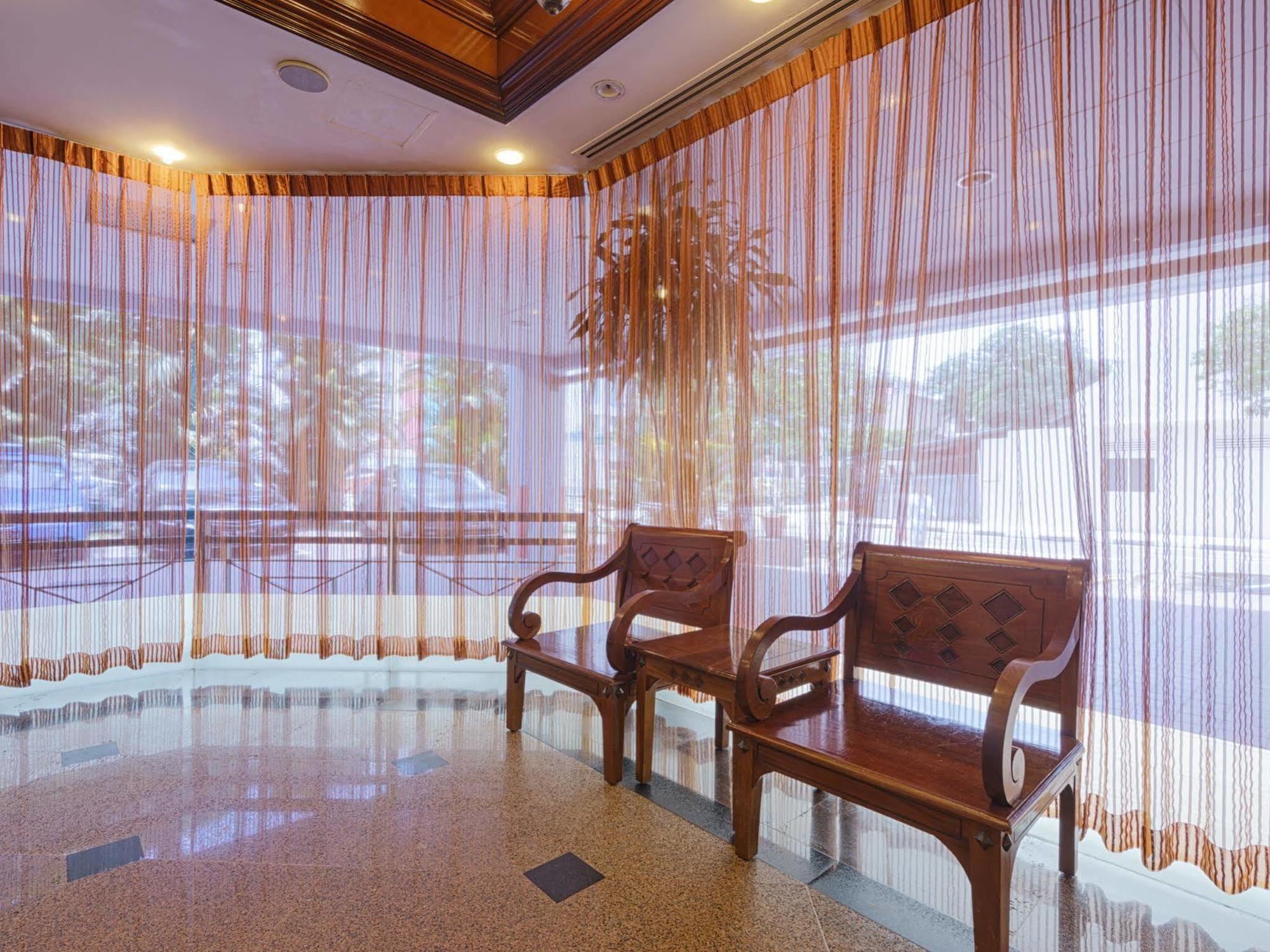 Hotel 81 Premier Princess Singapore Exterior photo